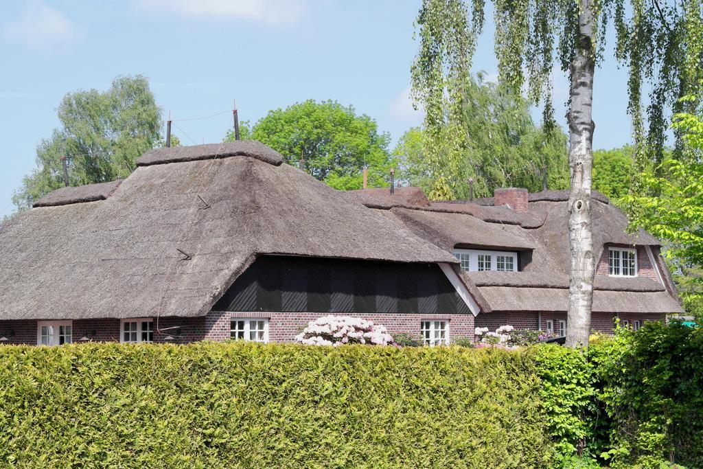 Hotel Blauer Fasan Wiesmoor Extérieur photo
